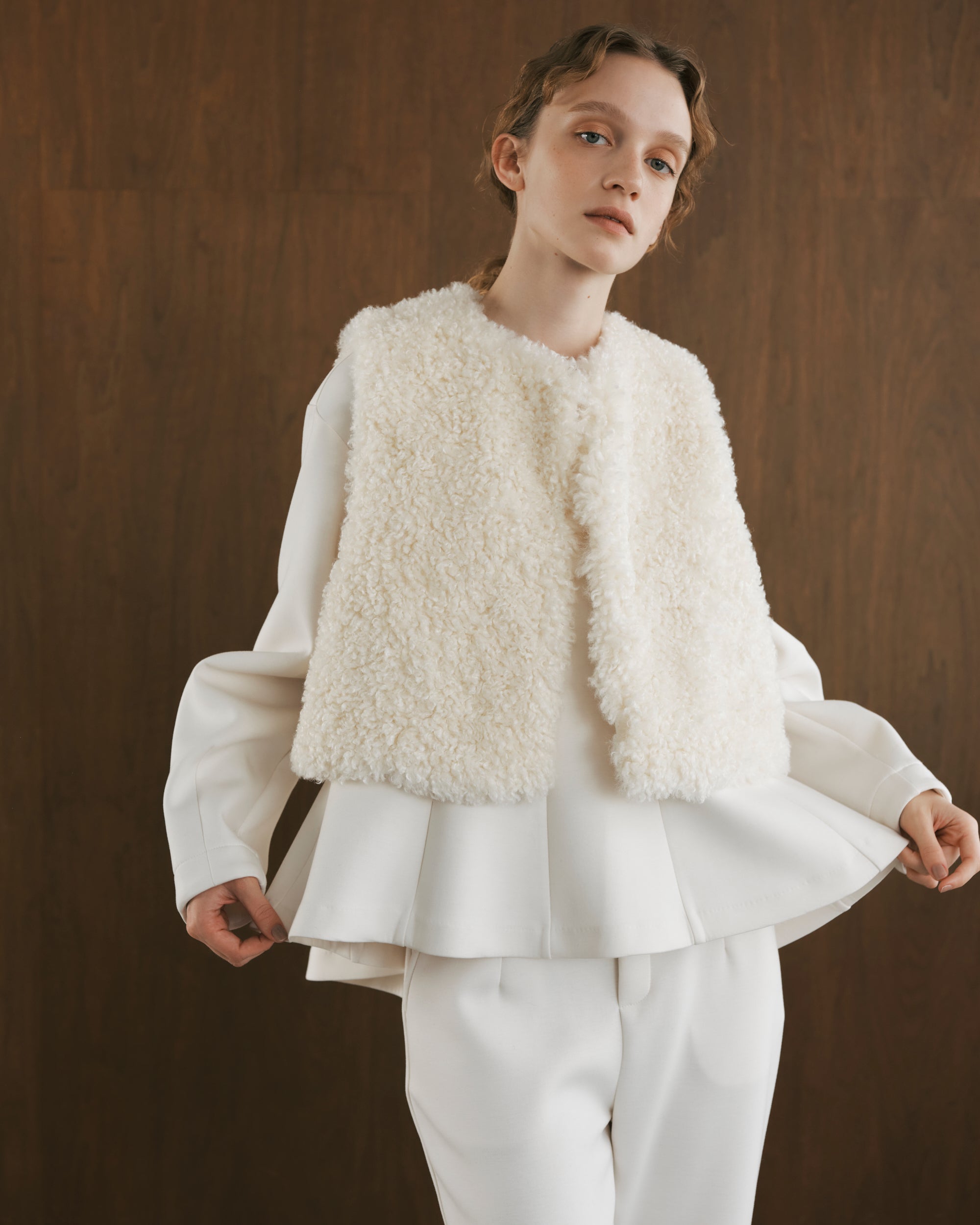 エムドット/em. 袖ファーコート　ホワイト アールマイン Rmine フェイクファーショートコート （ホワイト