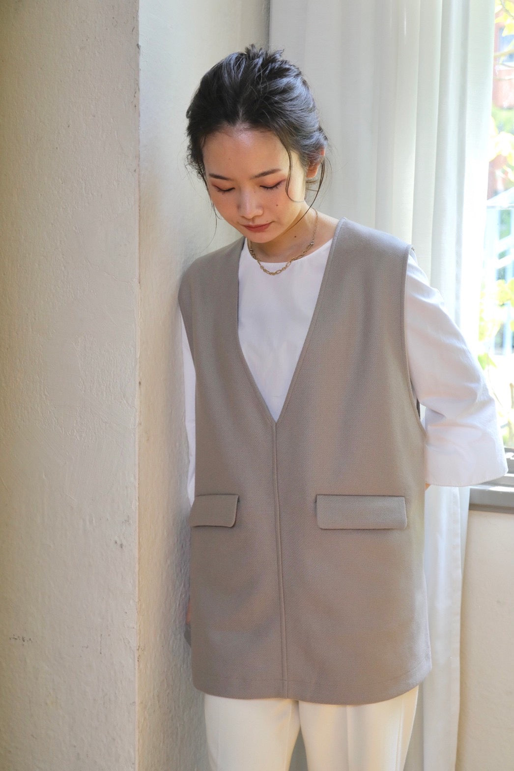 【Maiさんコラボ】V-neck vest pull-over