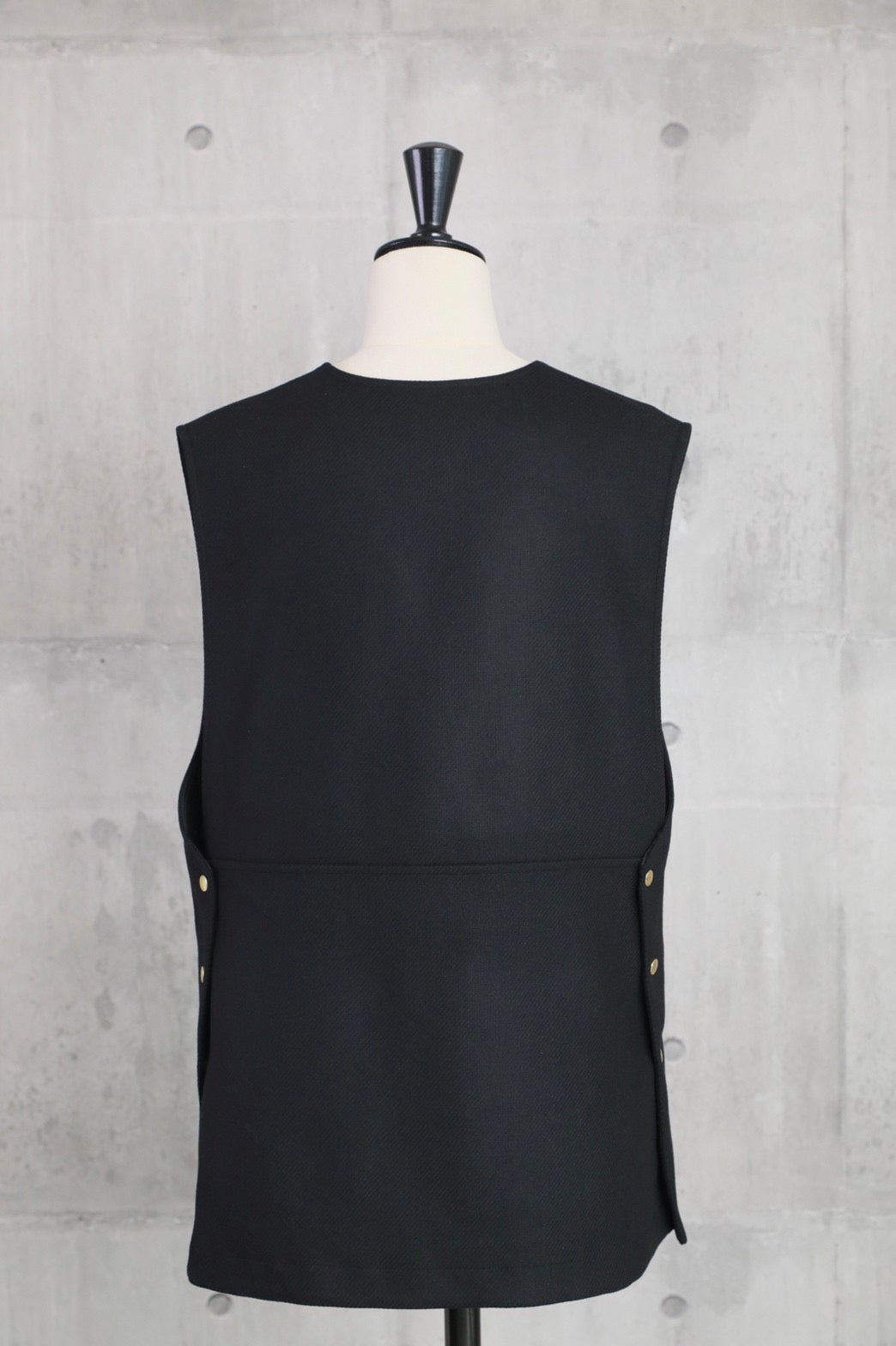 【Maiさんコラボ】V-neck vest pull-over